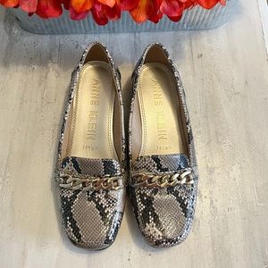 ANNE KLEIN iFLEX VALISITY Natural Reptile Moccasin Slip On Flats Loafers 6M